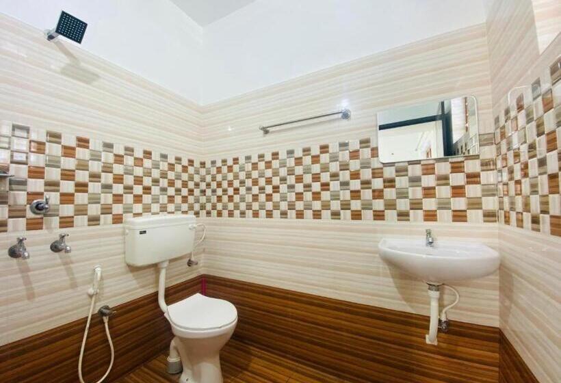 Grand Harmony Beach Resort Kovalam Exterior foto